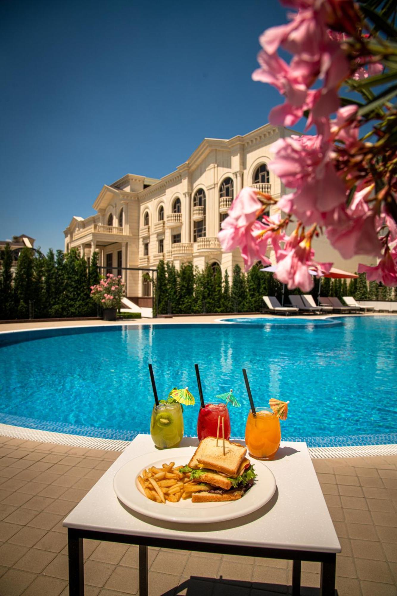 Hotel Zarafshon Parkside Samarkanda Zewnętrze zdjęcie